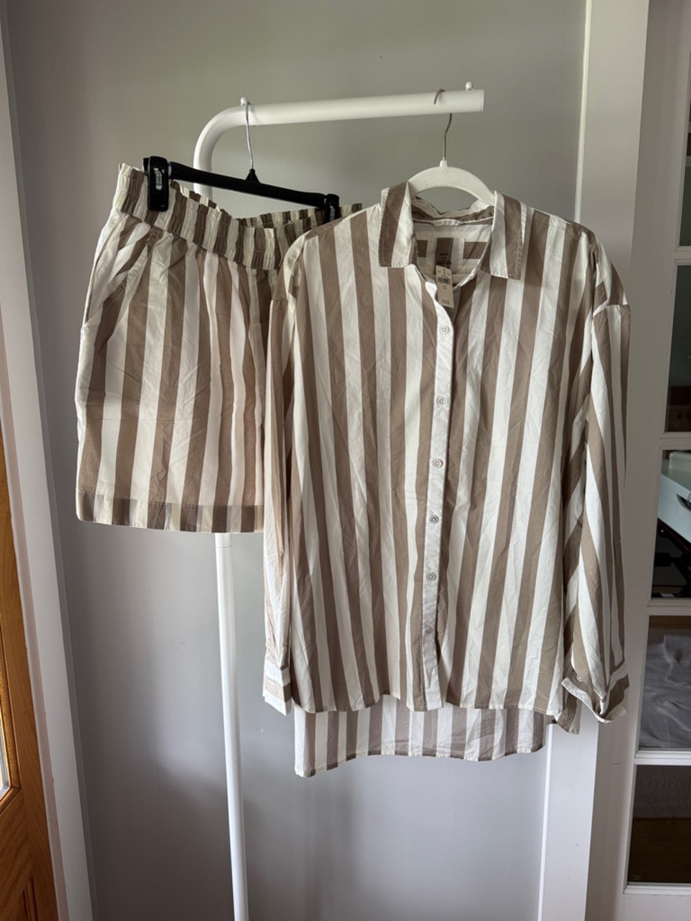 NWT Aerie Beige & White Stripe Set